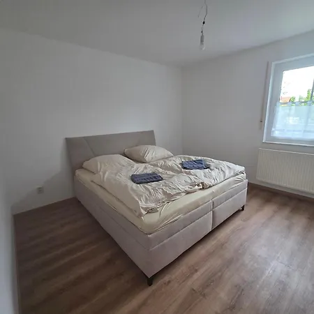 Monteuerwohnung In Ruhiger Lage Lägenhet *